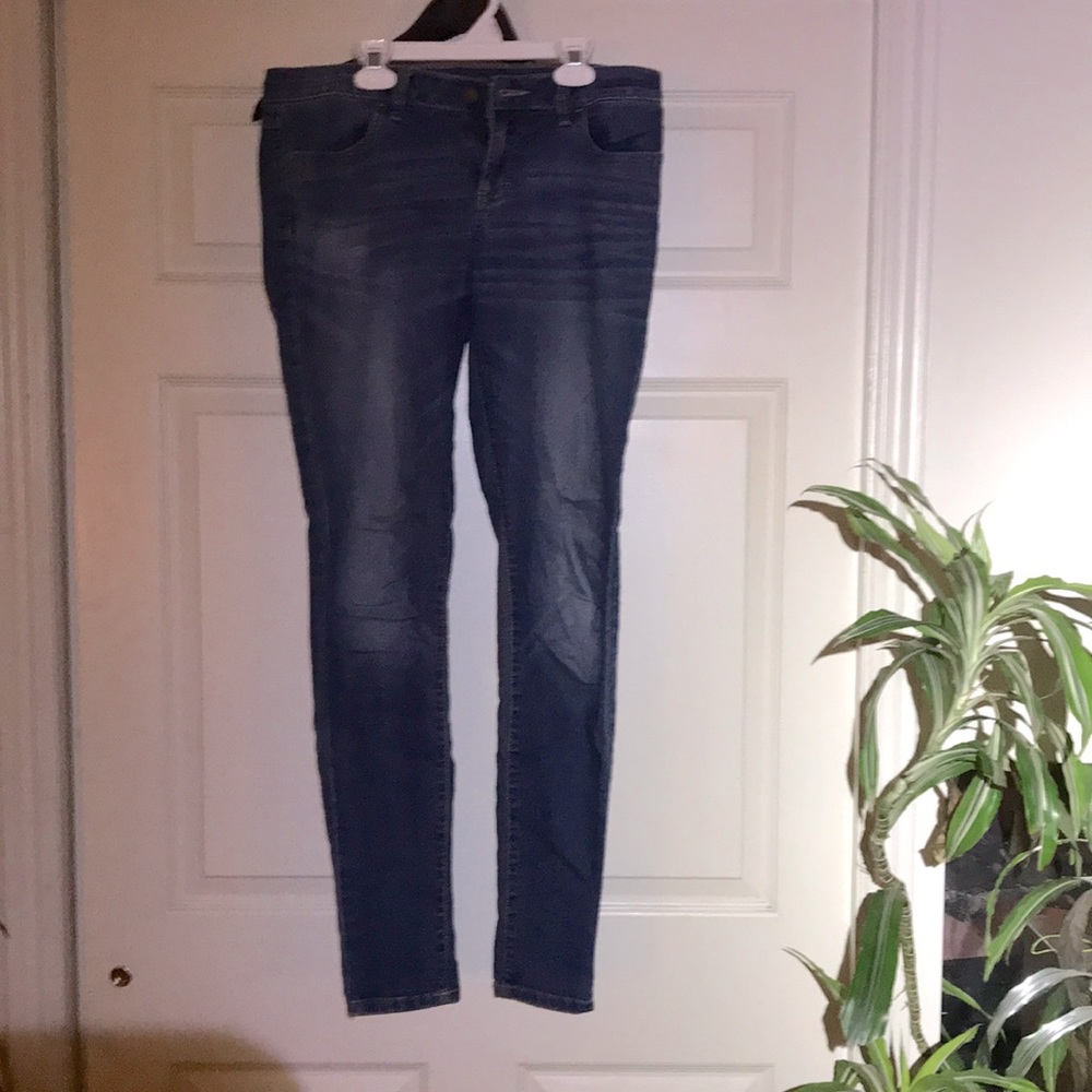 HOST PICK Jennifer Lopez skinny jeans sz 6